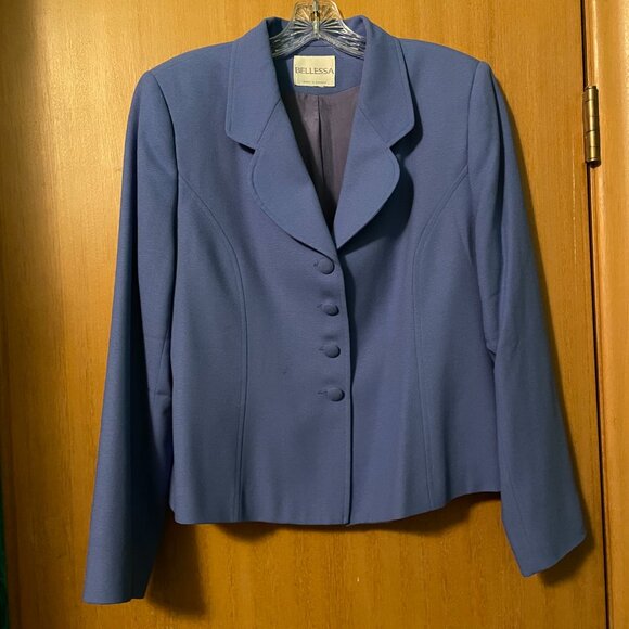 Bellessa Blue 2 piece blazer and skirt with front slit - Picture 2 of 10